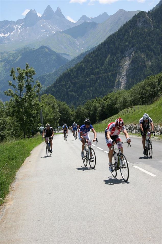 Montée de La Toussuire lors de l'étape du Tour en 2012 - clic-clac photo