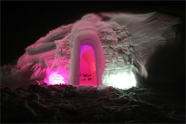 Visite de la grotte de glace