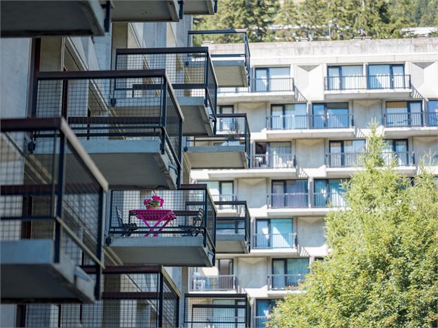 Les balcons du bâtiment de Bételgeuse sur Flaine Forum - OT Flaine-Candice Genard