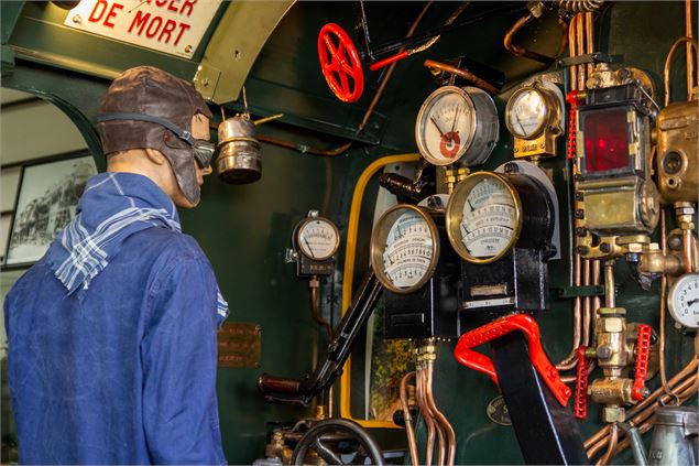 Conducteur de la locomotive - Musée du Cheminot