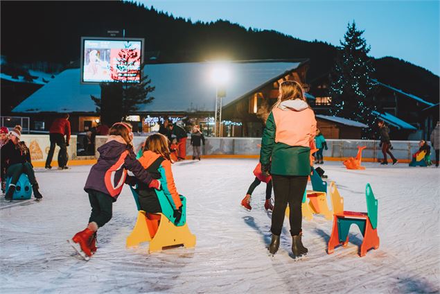 Patinoire extérieure Morzine - Oliver Godbold