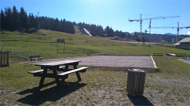 Terrain de pétanque du col - Office de Tourisme des Saisies