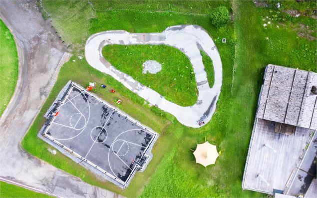 Vue aérienne de l'espace City Stade et Pumptrack - OT Flaine-Candice Genard