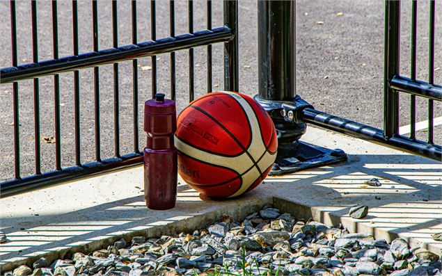 Bord du City Stade - OT Flaine-Candice Genard