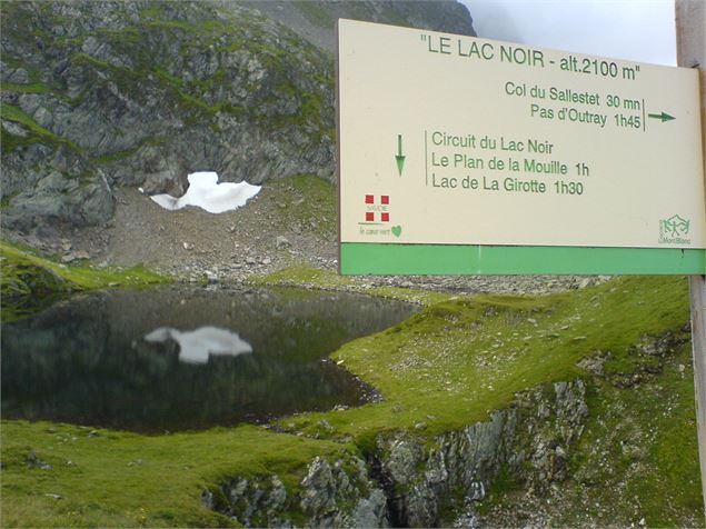 Lac noir - Office de Tourisme des Saisies