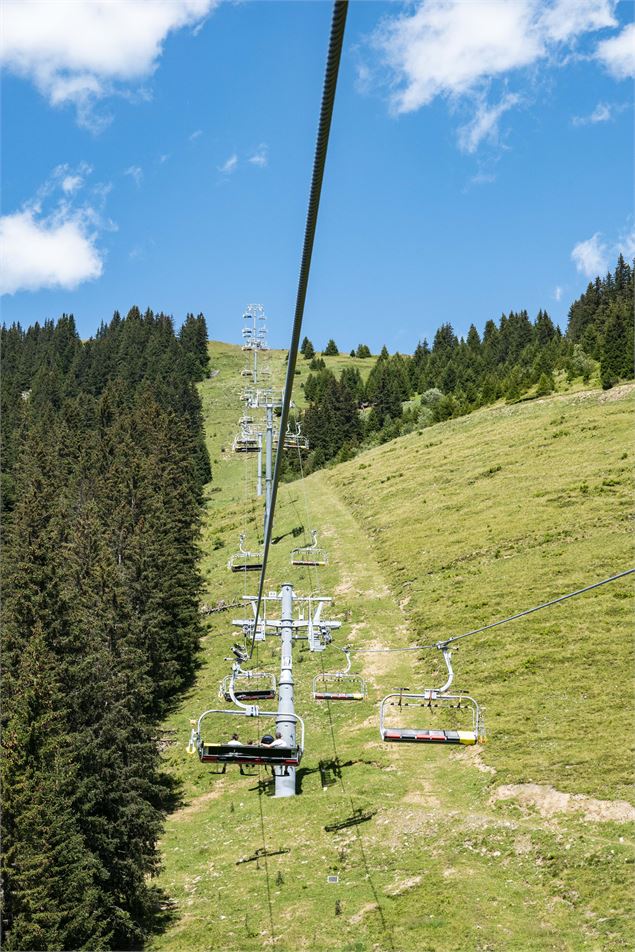 Montée en télésiège du Morclan - Val Media