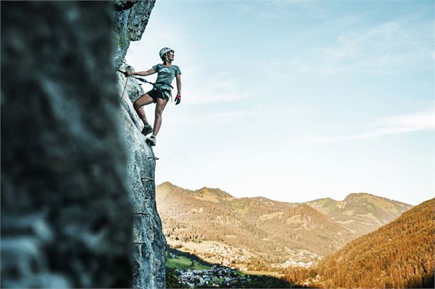 Via ferrata de Saix de Miolène Abondance - Caroline Pierron