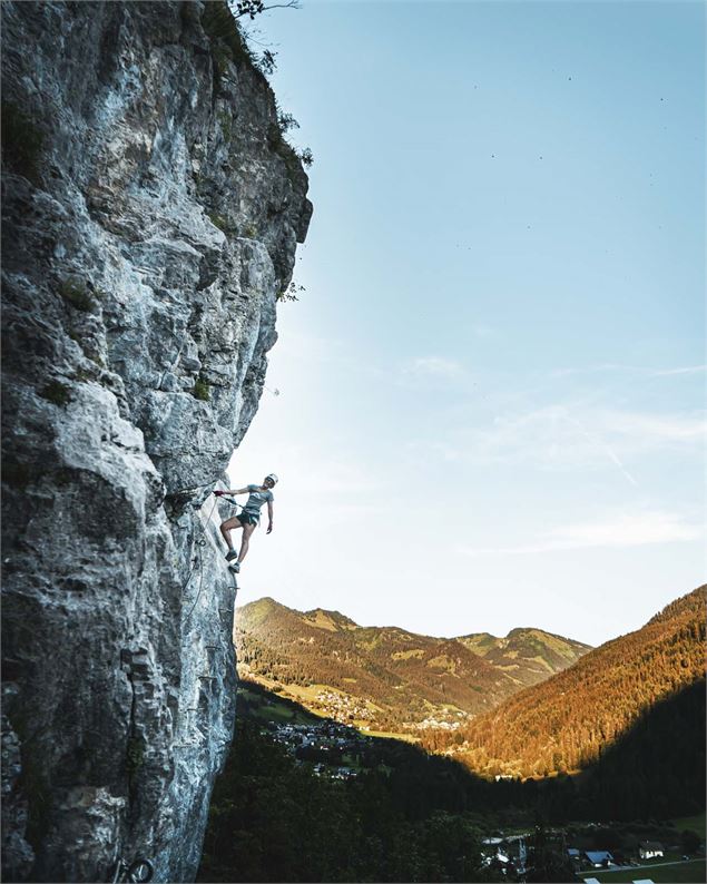 Via ferrata de Saix de Miolène Abondance - Caroline Pierron