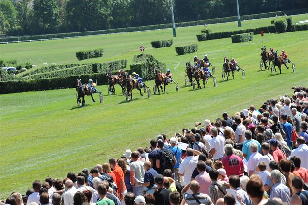 hippodromeaixlesbainsrivieradesalpes - Hippodrome de Marlioz