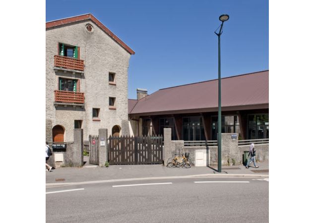 Extérieur vue de a cour salle Eaux et Forêts - CAUE 74