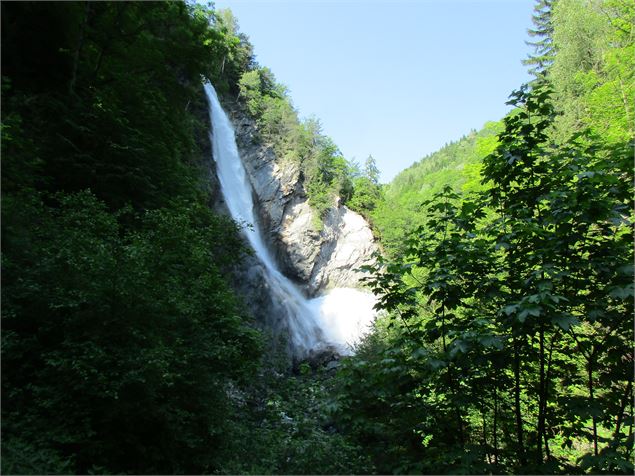 Vue sur la grande cascade - CCVA