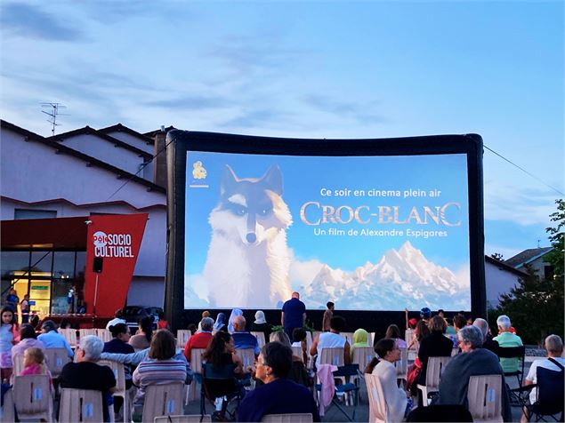 Cinéma plein air Péronnas Espace d'un été 2023 MJC Pop Corn - MJC Pop Corn