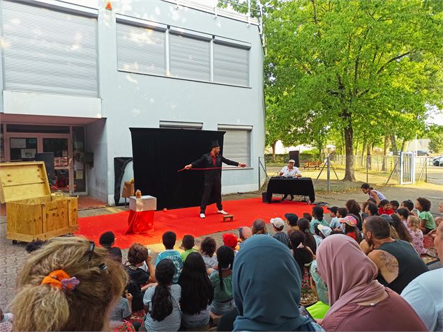 Spectacle Centre social Amédée Mercier Espace d'un été 2023 MJC Pop Corn - MJC Pop Corn