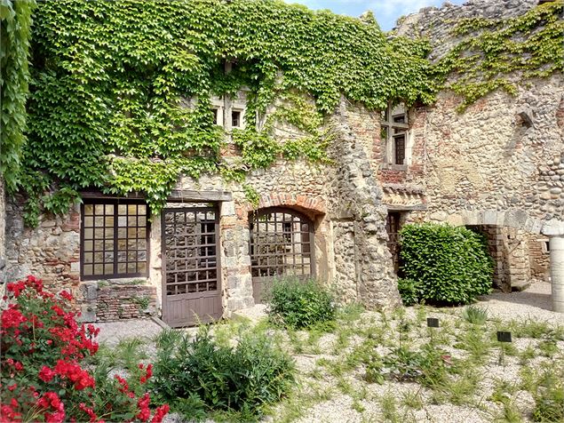 Musée du vieux Pérouges - Marilou Perino