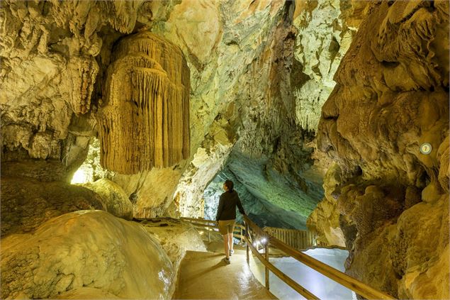 Galerie supérieure - Grottes du Cerdon