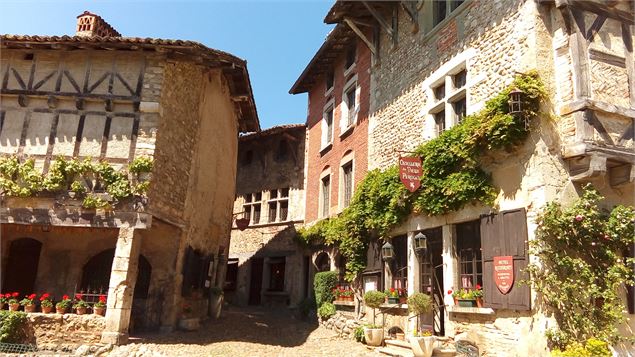 place du tilleul - Marilou Perino