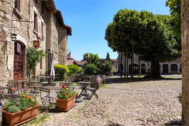 Place du tilleul - Marilou Perino