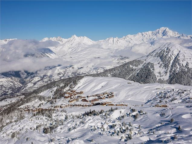 Vue sur le plateau du Dou du Praz en hiver - OTGP