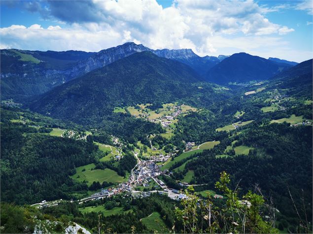 Via ferrata de Roche Veyrand - St Pierre d'Entremont - Juliette Prodhomme