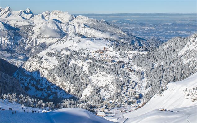 Vue côté station (Flaine) depuis les Grandes Platières - OT Flaine-Candice Genard