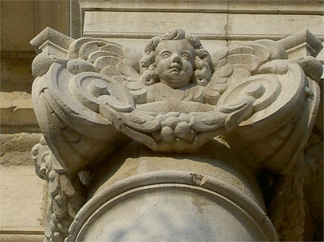 Détail de la façade de la Sainte-Chapelle - F.Juttet