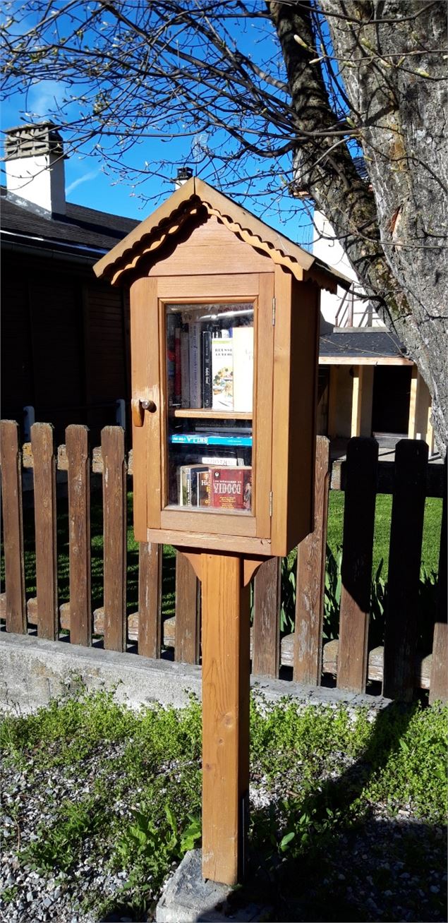 Boite à livres Aussois - CCHMV/Patou Robin