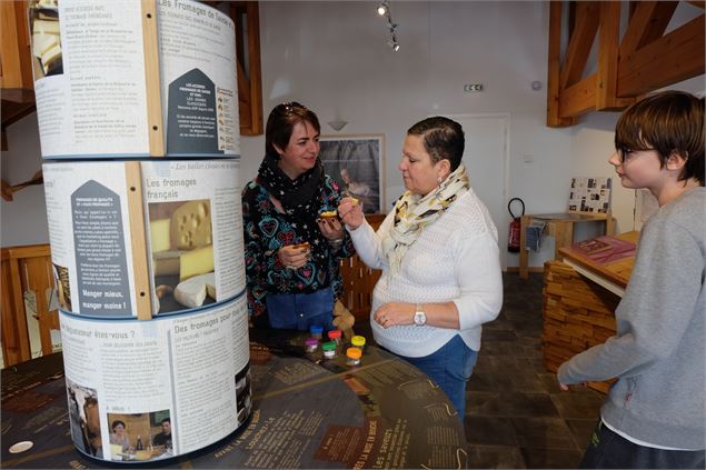 Dégustation des fromages de Savoie - Pôle culturel d'Abondance