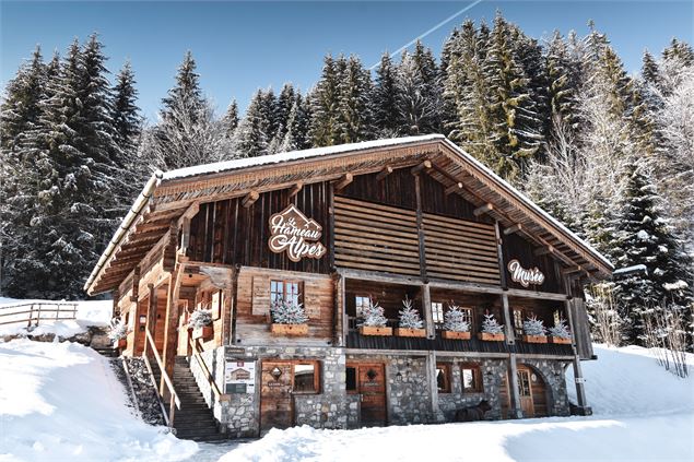 Le Hameau des Alpes - Julie Mugniery