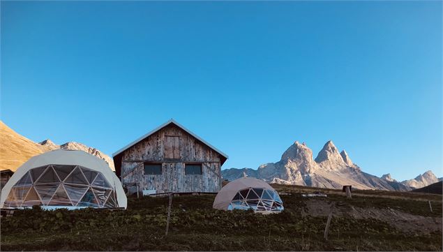 Dôme géodésique au Chalet d'la Croë, une étape du TAA - Eric David