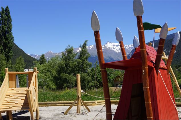 Hannibal parc, l'aire de jeux et pique-nique de Val Cenis, à Bramans - Office de tourisme de Haute M