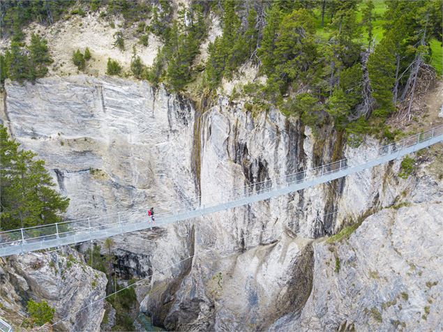 Passerelle himalayenne de Val Cenis Bramans - D. Cuvelier - OT HMV