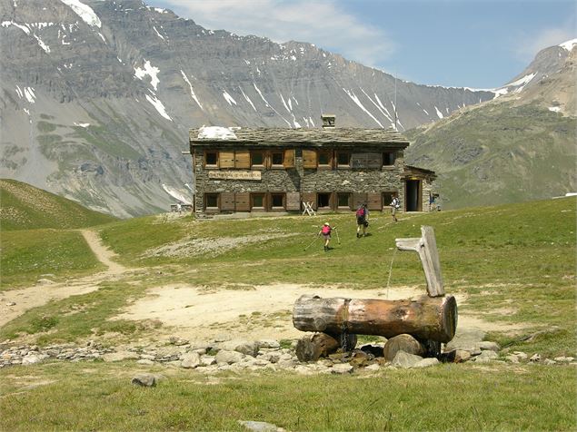 Refuge porte de Plan du Lac - K.Mandray