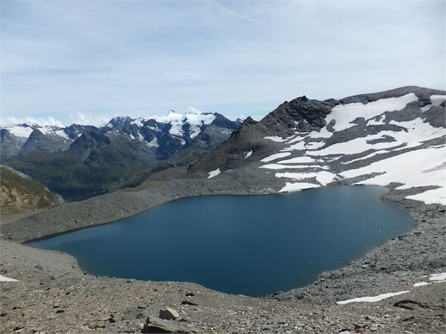 Lac du Grand Fond sur la randonnée du Col des Fours en Vanoise - K.Mandray