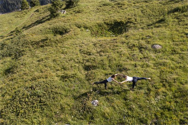 Parcours de yoga en été - Monica Dalmasso