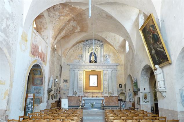 Intérieur de la Chapelle des Minimes - MONTMERLE-SUR-SAÔNE