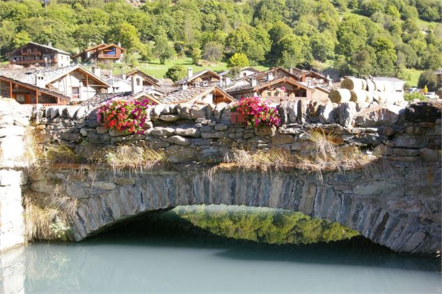 Bonneval sur Arc, classé parmi les plus beaux villages de France - Evans Parent