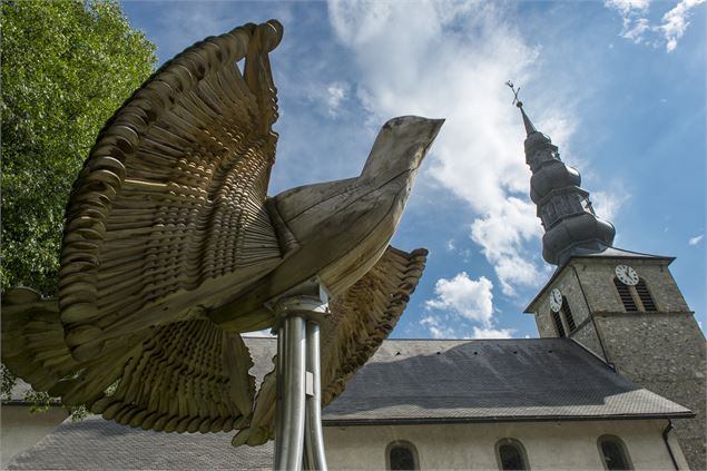 Colombe et église - Gilles Lansard