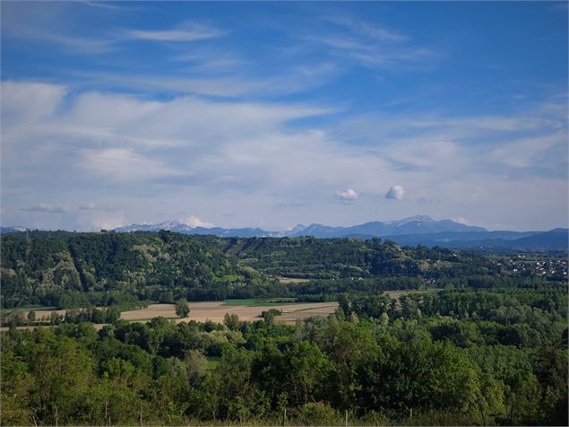 Vue sur l'Isère et le massif de la Chartreuse - CC BugeySud