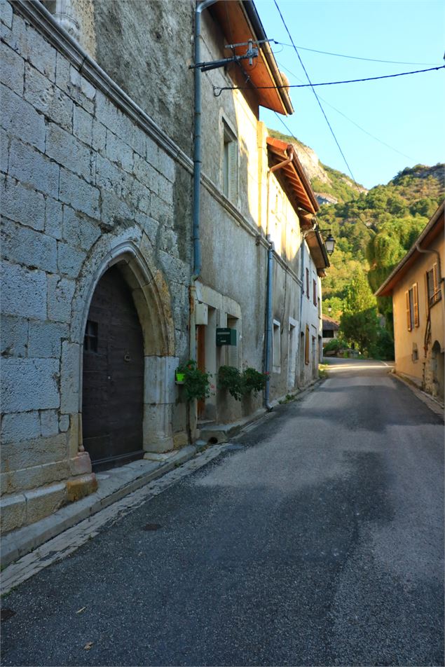 Rue de Virieu-le-Grand - Maxime Ballet