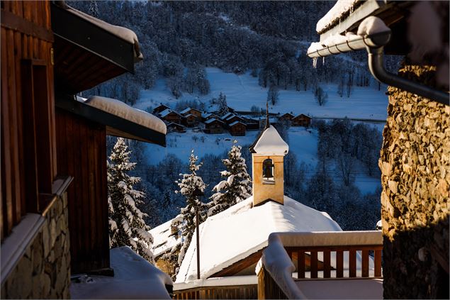 Chapelle Gittaz et vue sur Nantgerel - Sylvain Aymoz Méribel Tourisme