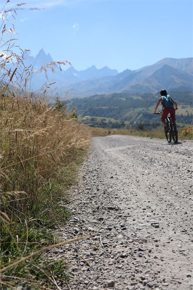 Itinéraire VTT - Le plateau de montrond - G.Cosnefroy