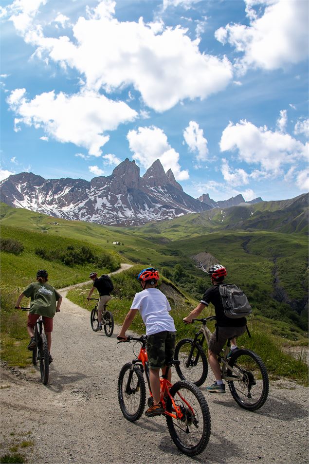 Itinéraire VTT - Le plateau de montrond - G.Cosnefroy