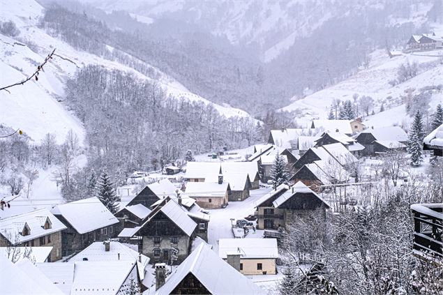 Chalets traditionnels du hameau des Chambons - OT Saint Jean d'Arves - Les Sybelles