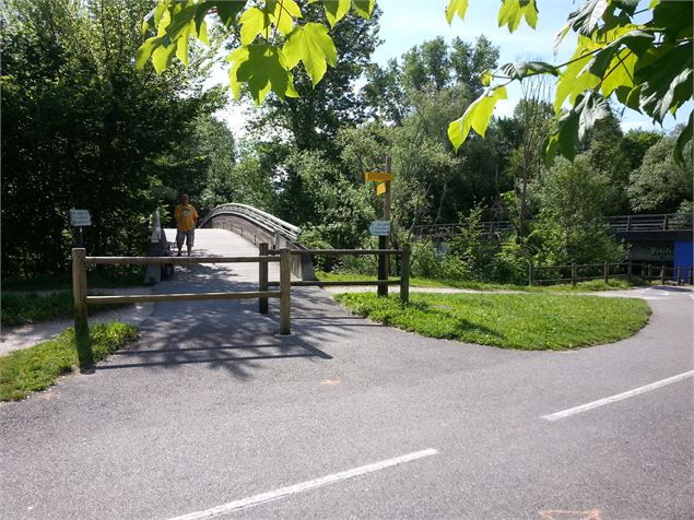 Passerelle d'accès au site - Jocelyne Bianchini ATD73