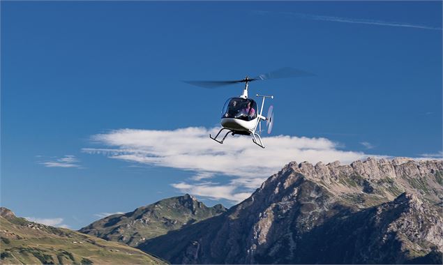 Baptême en hélicoptère - AIR La Plagne / AIR Tarentaise