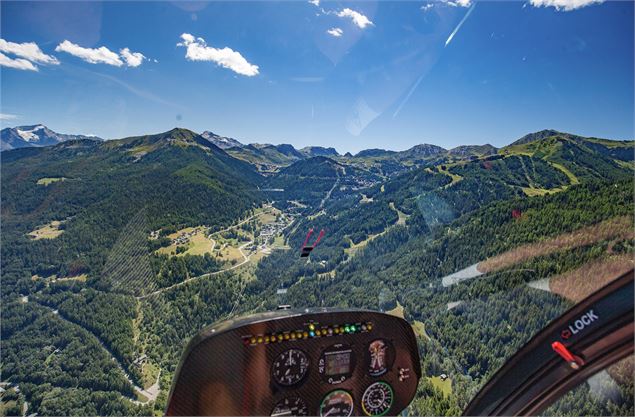 Baptême en hélicoptère - AIR La Plagne / AIR Tarentaise