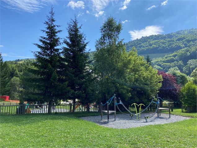 Aire de jeux pour enfant des Plans à Valloire - Alice Niquet / Valloire Tourisme