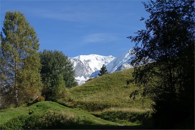 Boucle de Saint-Nicolas à la Combe en passant par les 3 chapelles - M. Mautué