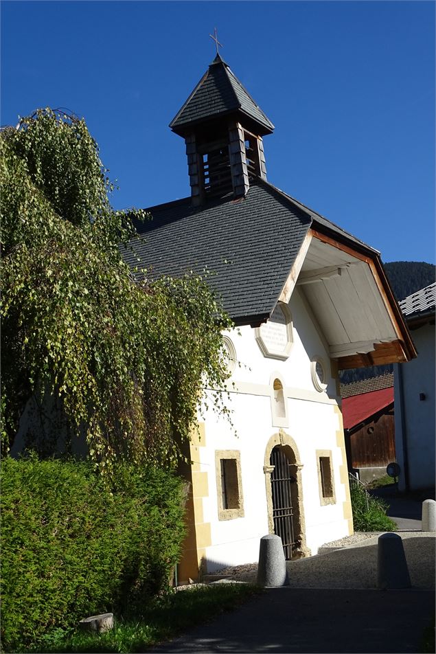 Boucle de Saint-Nicolas à la Combe en passant par les 3 chapelles - M. Mautué