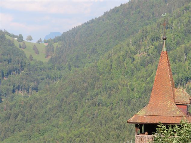 Panorama sur les montagnes depuis Novel - OTPEVA